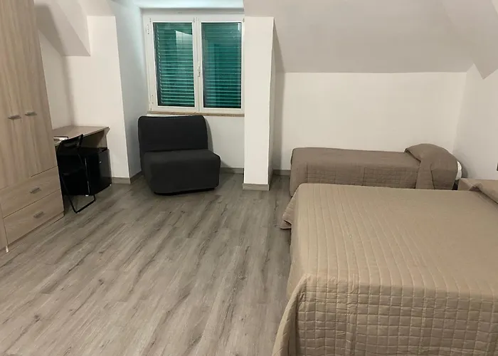 Quadrupla Apartament *